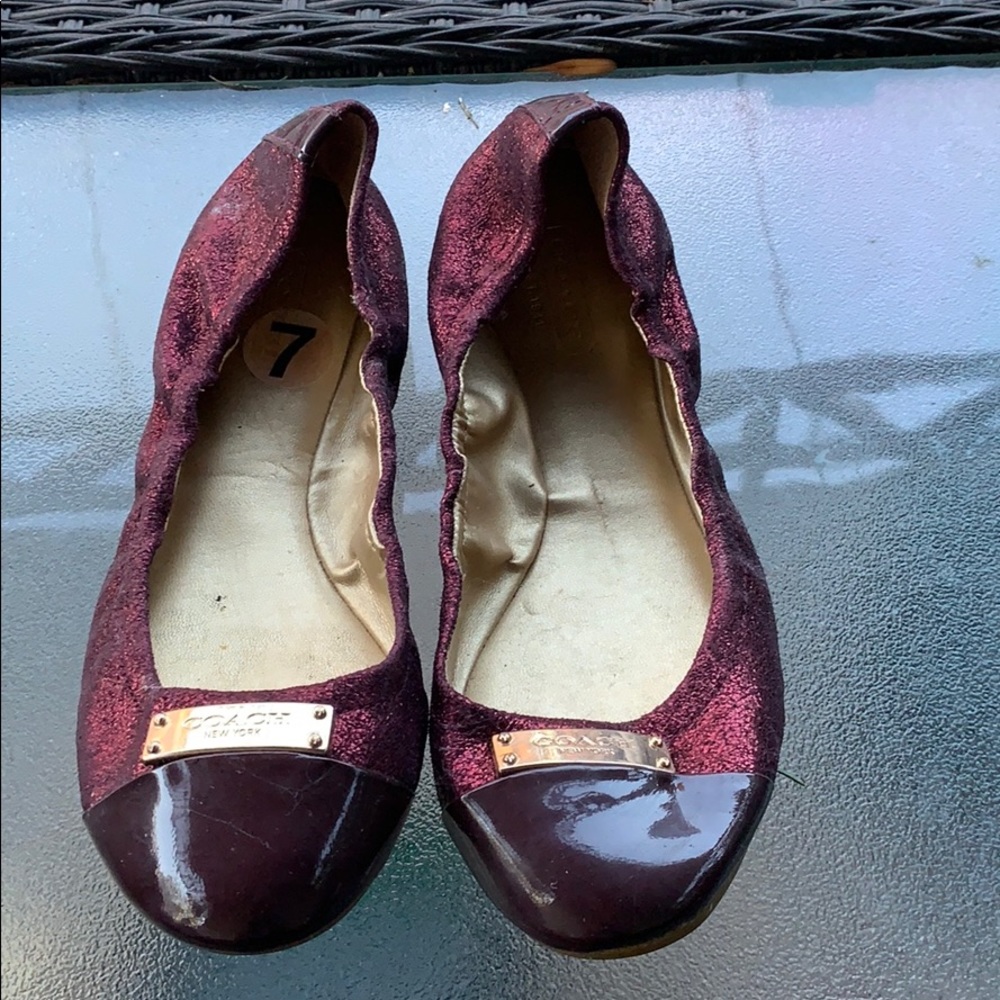 Coach flats